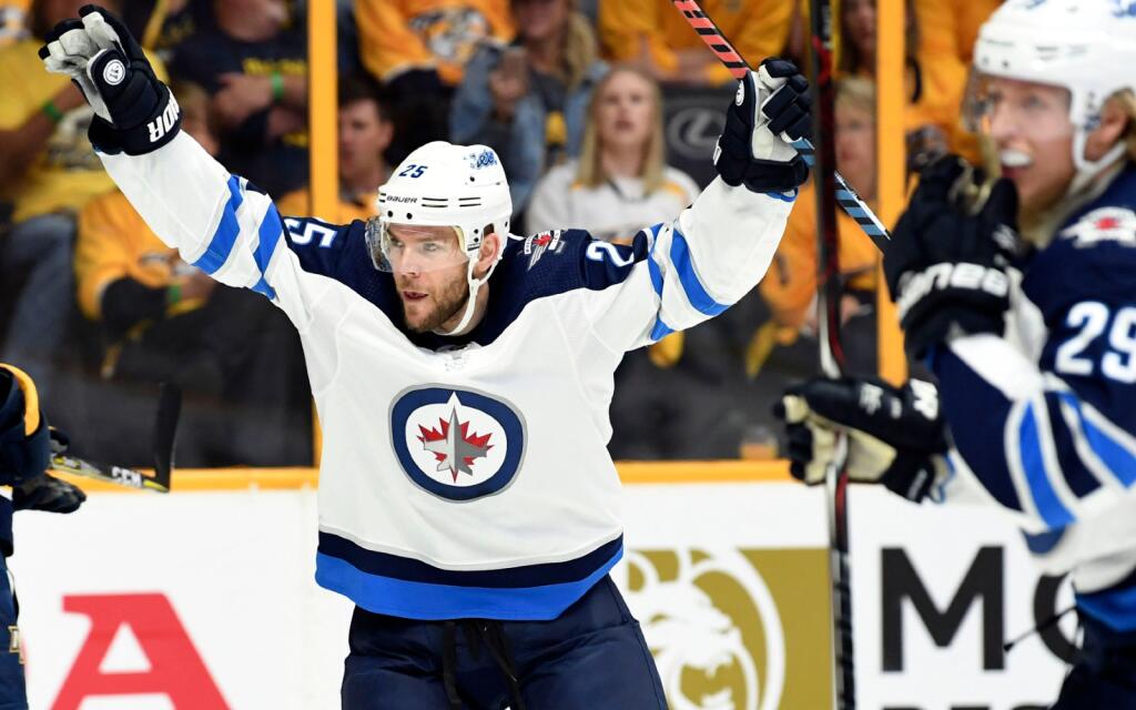 NHL 3 Stars: Paul Stastny propels Winnipeg Jets in third period