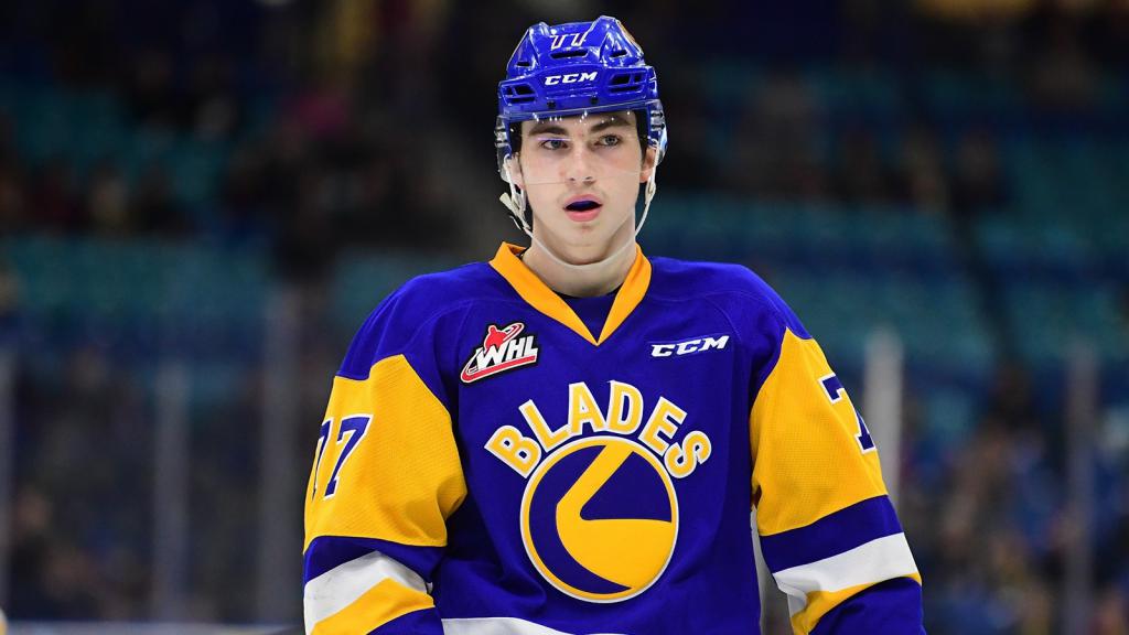 BREAKING: Kirby Dach Joining Blades For Remainder Of Season - WHL