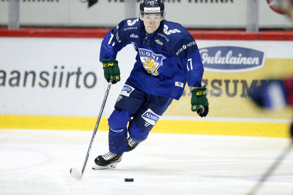 ROBENHYMER: Coyotes Prospect Matias Maccelli’s Progress Showing on the big Stage for Finland