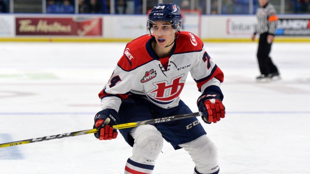 Young Yukon hockey player thrilled to meet idol and fellow Yukoner Dylan  Cozens