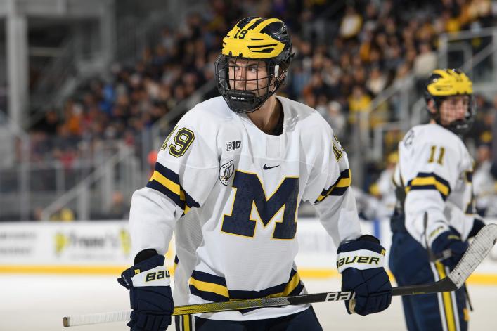 Top NHL draft prospect Adam Fantilli thriving for Michigan 