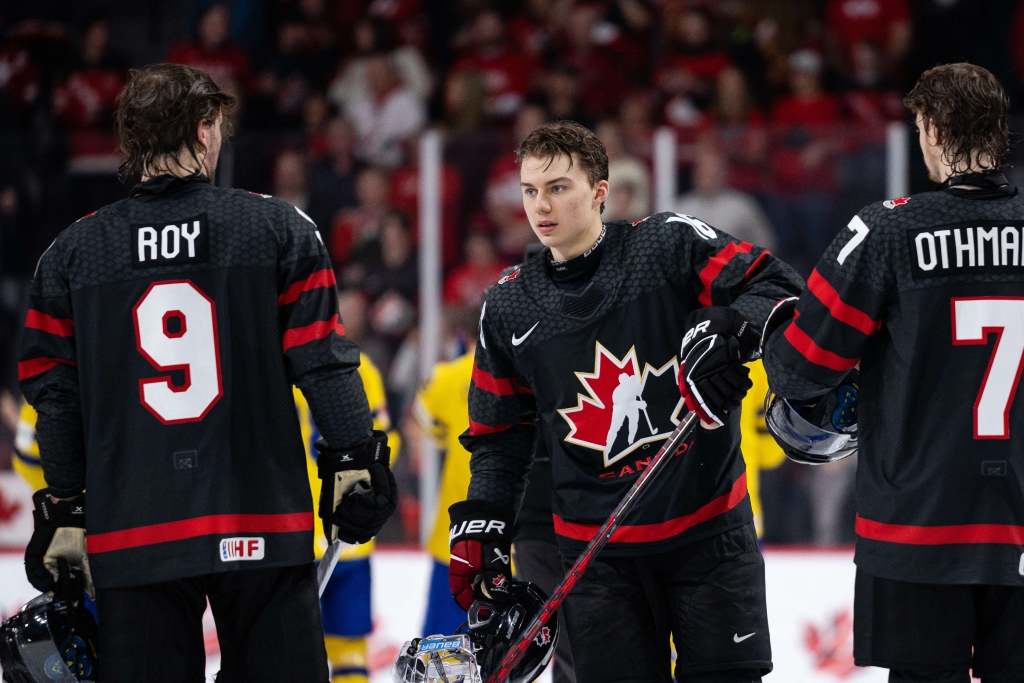 World juniors: Bedard scores two goals in Canada's 11-0 win over