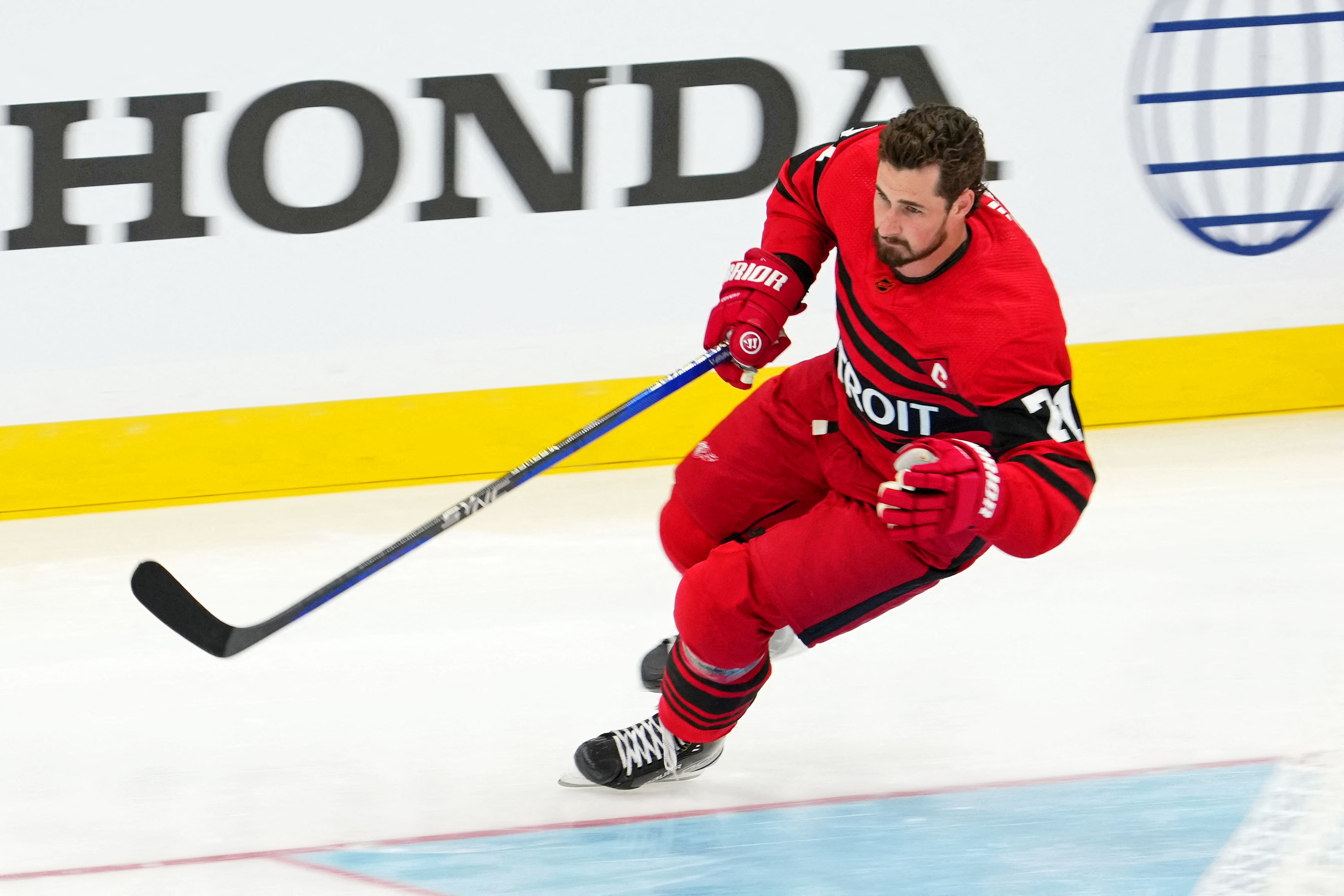 Dylan Larkin named a 2023 NHL All-Star - HockeyFeed