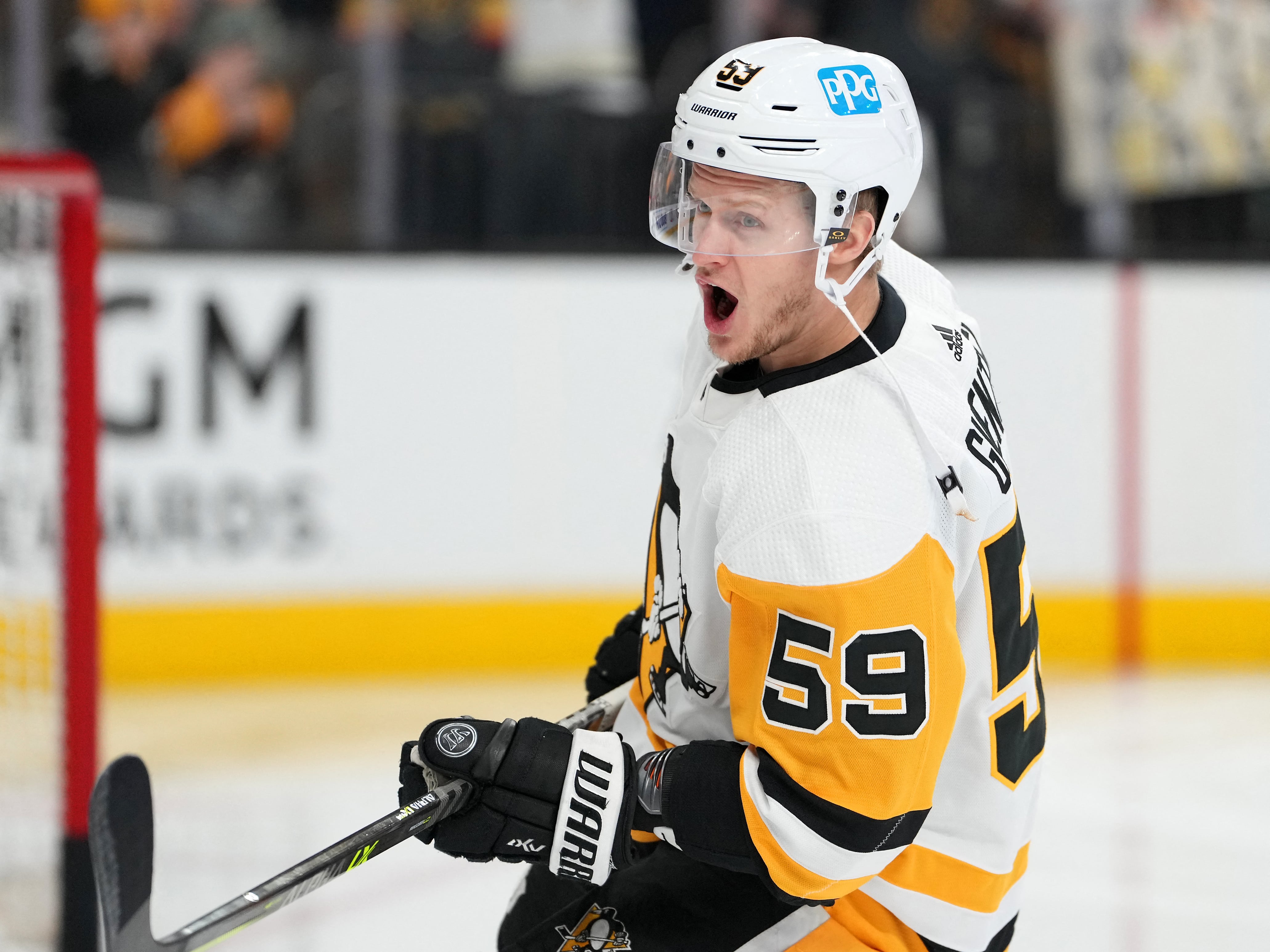 Trade Analysis: Carolina Hurricanes acquire Jake Guentzel from Pittsburgh Penguins