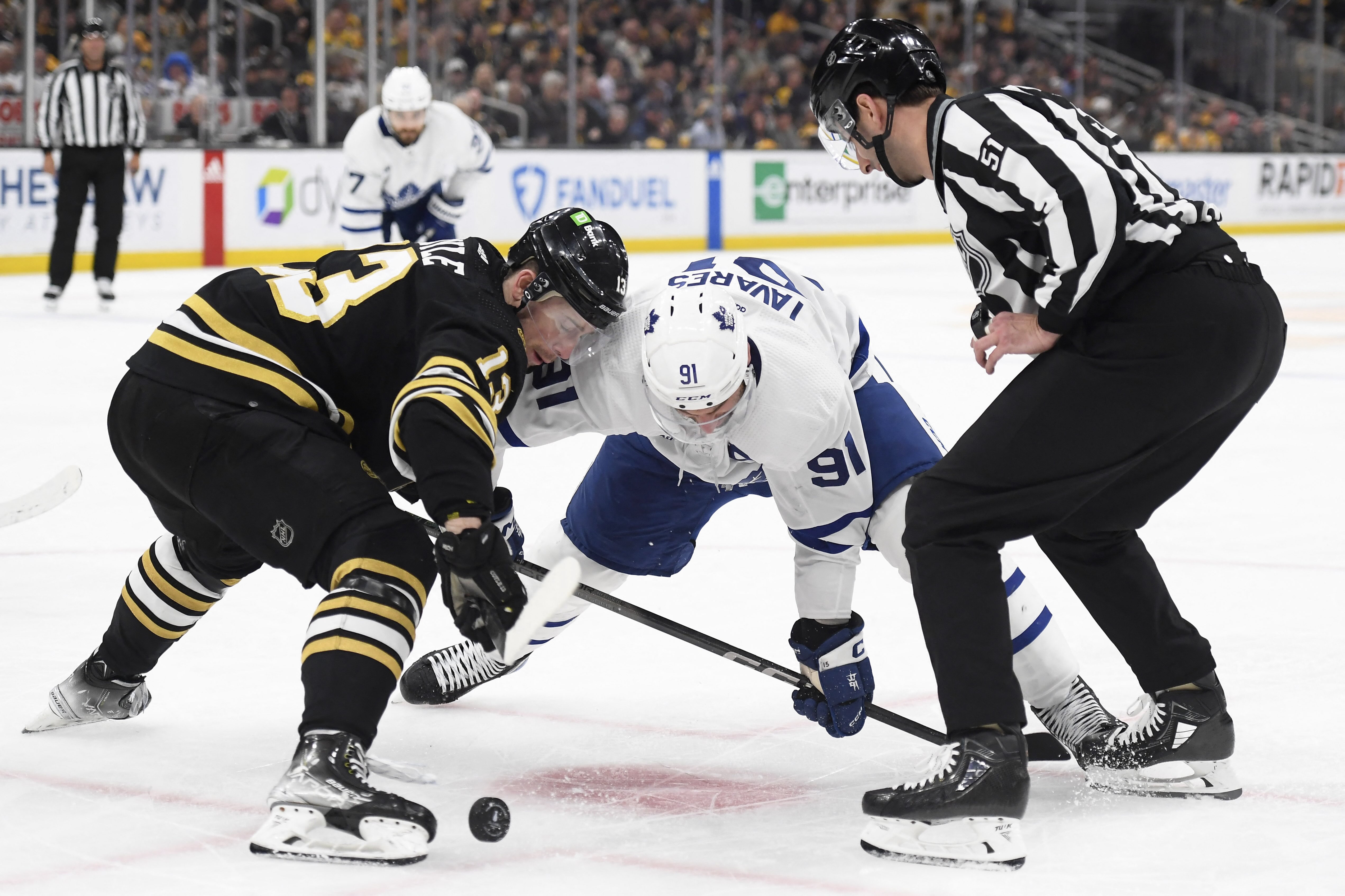 NHL Playoff Daily: Either way, tonight will bring pain in Boston or Toronto